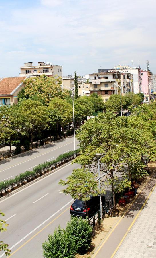 2V1 - Myslym Shyri Διαμέρισμα Τίρανα Εξωτερικό φωτογραφία